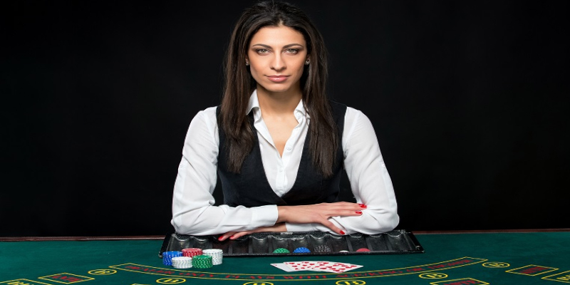 Why You Should Not Consider Casino Dealer as a Career?